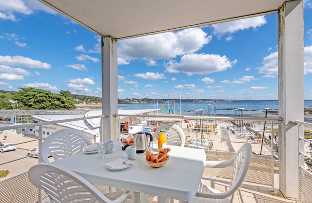 Domaine de Bertheaume by Interhome