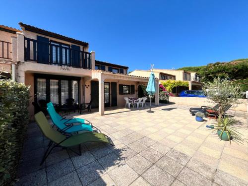 Domaine de vacances TAMARIS, à 600m de la plage, villa 3 chambres et séjour clic clac, wifi, cuisine climatisée, 7 couchages animations et piscines en supplément - LRTAMS10