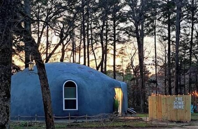 Dome Home at Lake Palestine (Bullard)