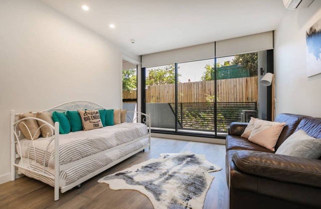 Domi Rentals - The Cantala Apartment