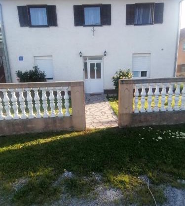 DOMUS NOSTRA