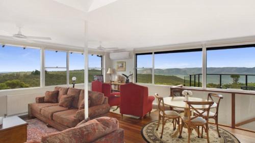 Donlen Cottage Wentworth Falls 180 Degree Views