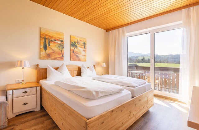 Doppelzimmer für 2 Gäste mit 21m² in Rohrdorf/ot Lauterbach