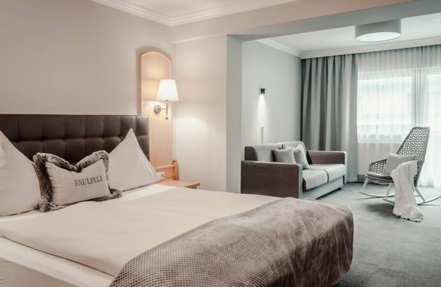 Doppelzimmer Bergblick ab 3 Nächte Inkl. HP - Hotel St. Georg zum See
