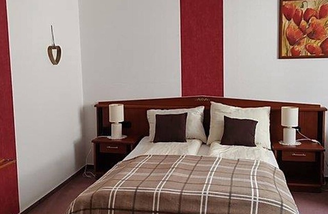 Doppelzimmer, Dusche, WC, 1 Schlafraum - Wild West Gasthaus