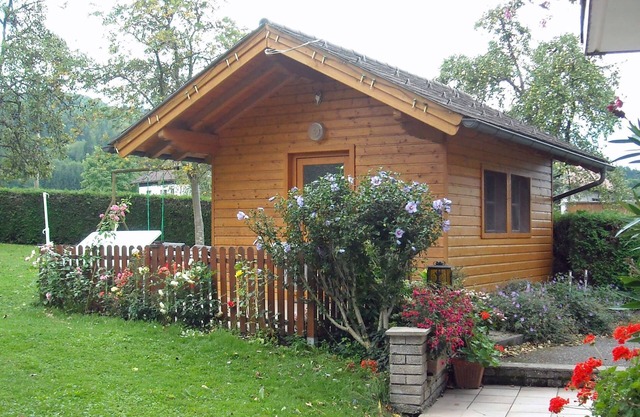 Doppelzimmer Nr. 2 mit Balkon - Ruheoase in der Natur Nahe am Attersee