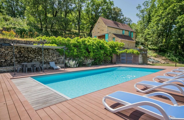 Mansión en Lavercantière con Piscina