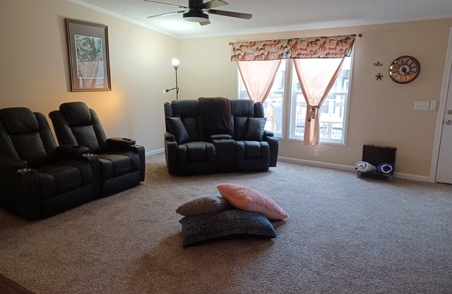 Dorolar Ranch Retreat-12 acres close to Killeen, Tx- Ft. Cavazos. Austin & Waco.