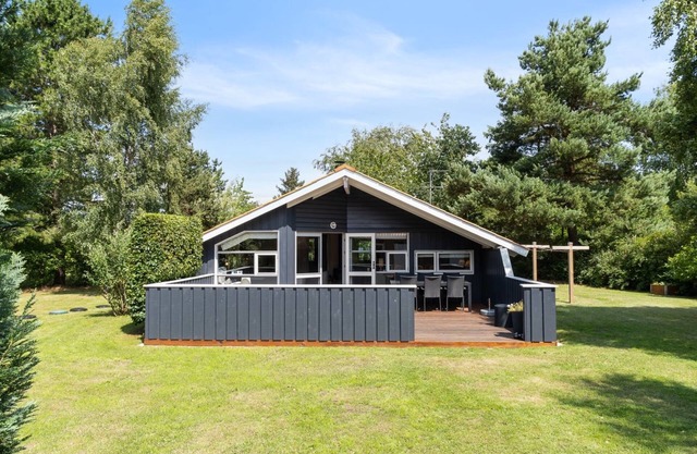 "Dorti" - 725m from the sea by Interhome