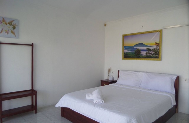 Double Bedroom Pool View Gold Kintamani