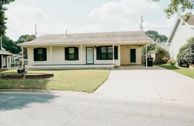 Double Diamond Rentals - Awesome Neighborhood, AFB