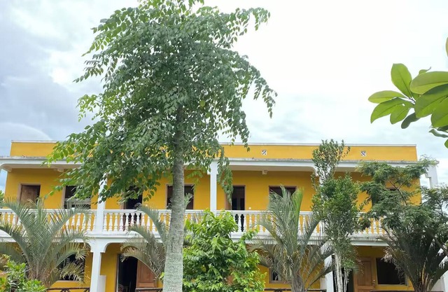 Double Economy Room, 1 double bed, balcony, garden view