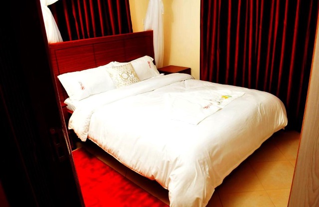 Double N Suites, 4F-S2