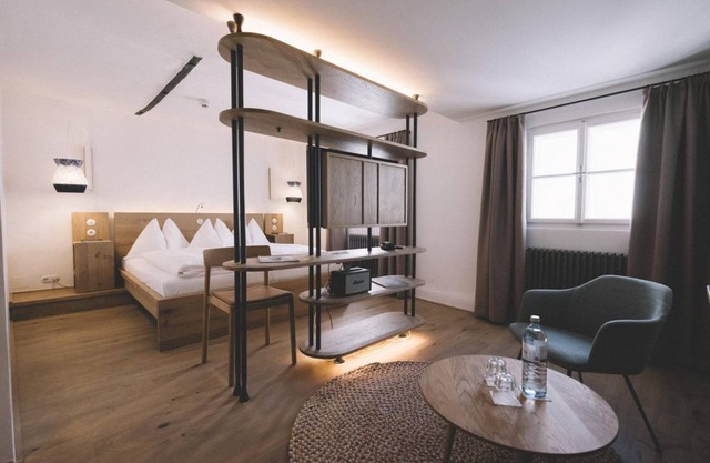 Habitación doble "grande", excl. Desayuno - arthotel Blaue Gans