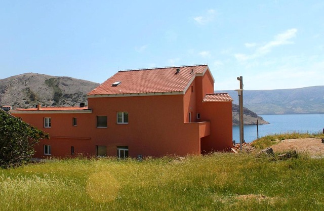 Double Room Metajna 6487d