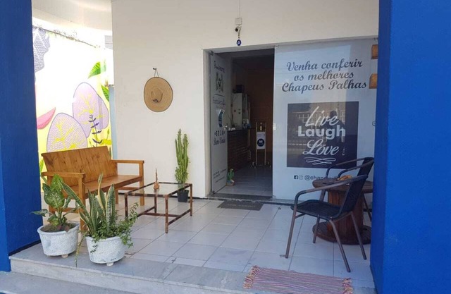 Double room with private bathroom, Wi-Fi, AIR and TV.