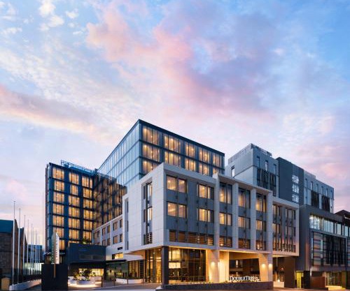 DoubleTree by Hilton Hobart
