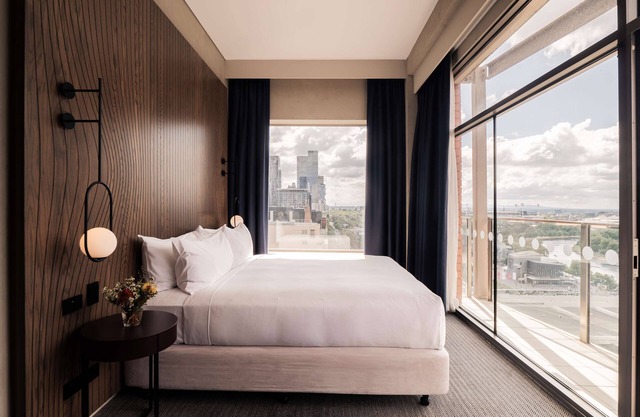 DoubleTree by Hilton Hotel Melbourne - Flinders Street