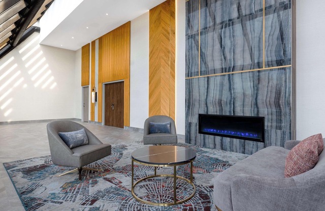 DoubleTree by Hilton Kingston