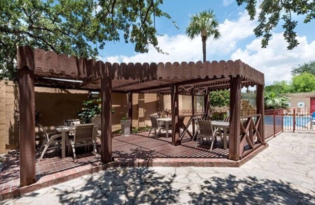 Hotel Ava