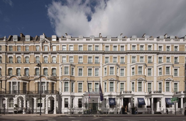 DoubleTree by Hilton London Kensington