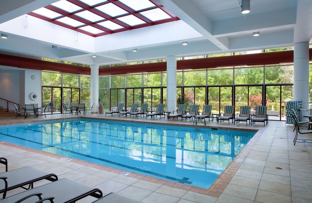 DoubleTree by Hilton Tulsa - Warren Place