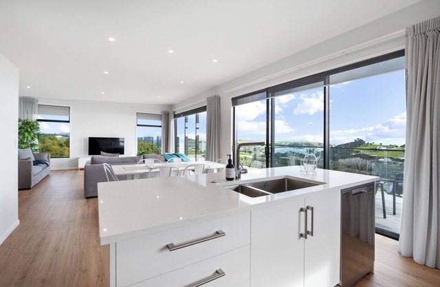 Doubtless Delight - Cable Bay Holiday Home