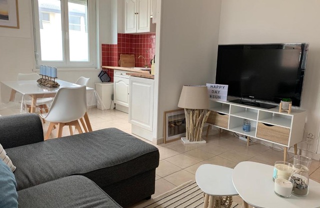 Doux foyer à 100 m de la plage