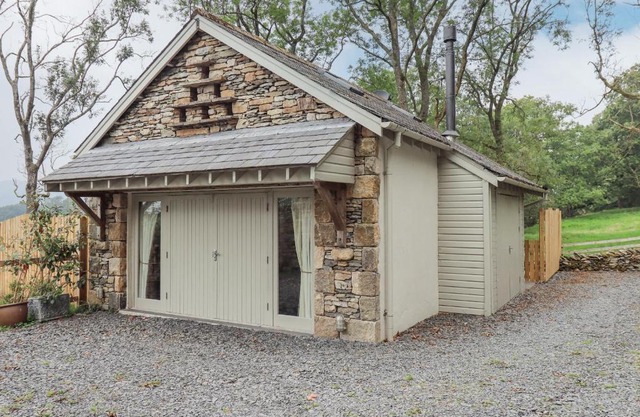 Dove Tail Barn
