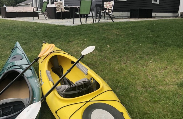 Down East Maine: Gardner Lake Living - Sunshine Lane