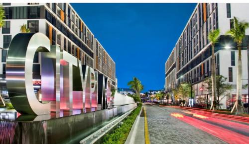 Down Town Doral 1b