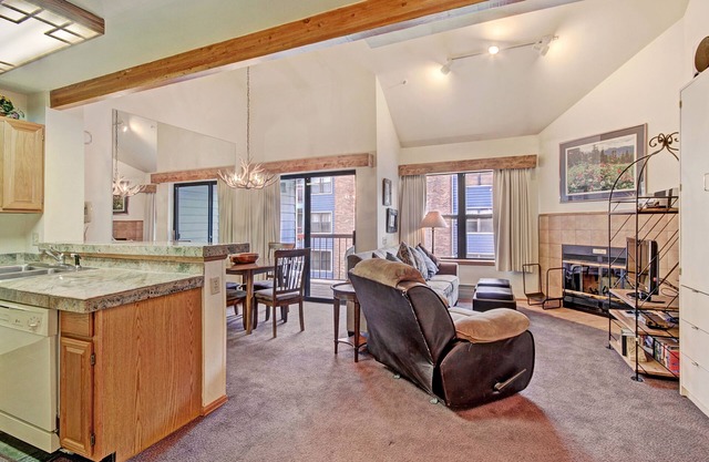 Downtown Breckinridge Studio With Master Loft Sleeps 4 1 Bedroom Condo by RedAwning