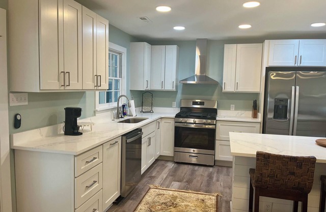 Downtown Darling on Saint James