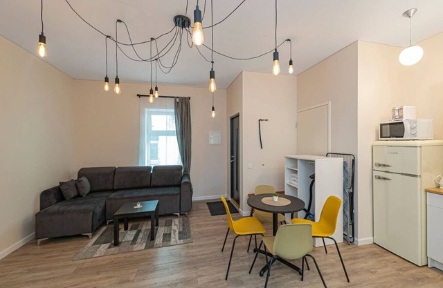 Downtown delight studio by Polo Apartments