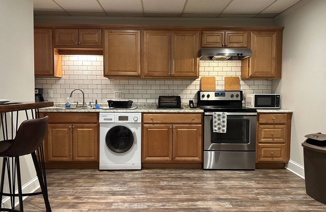Downtown Ellsworth Suite