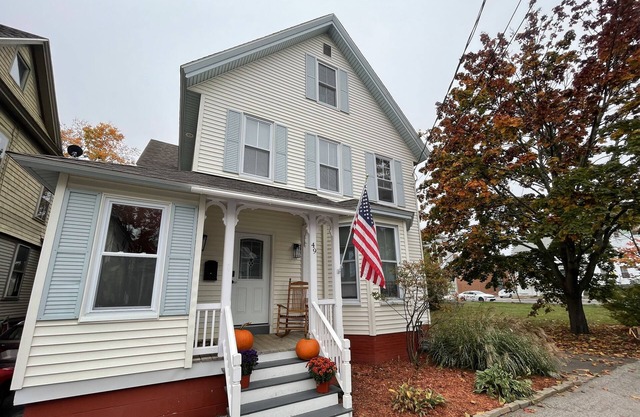Downtown Fresh Bright 2 Bedroom Remodeled Historic Apartment