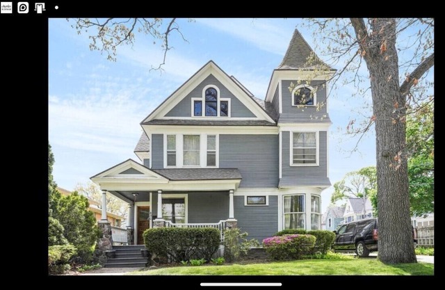Downtown Grand Rapids 2nd Floor Unit 3Beds 3Baths Ensuite Heritage Hill Home