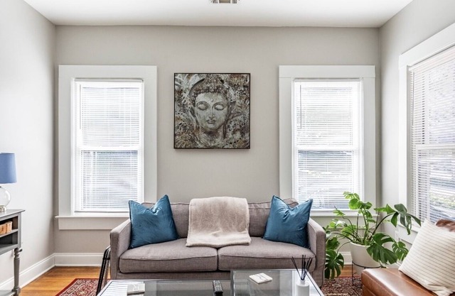 Downtown: Historical West End's Shotgun Apartment