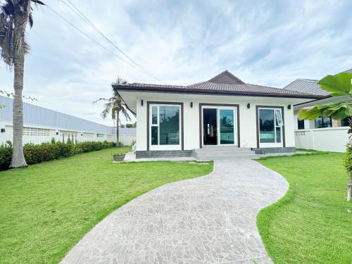 Downtown Hua Hin Villa
