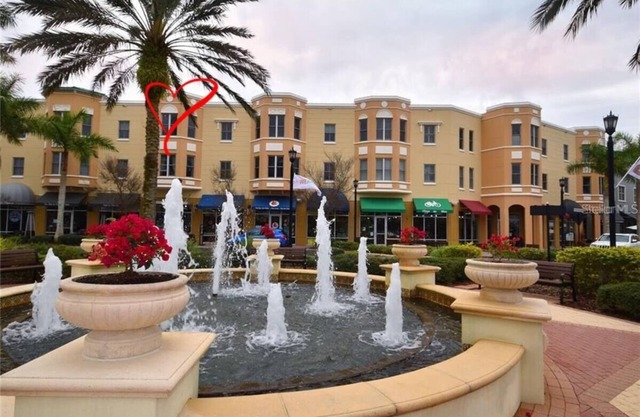 Downtown Lakewood Ranch Condo 2 beds/2 baths/3 parking