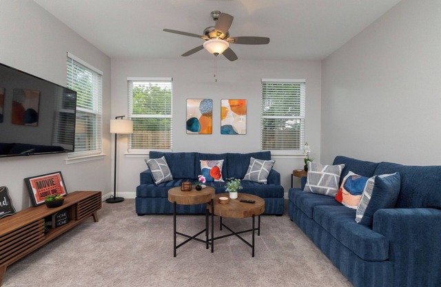 Summer Stay in Design District Townhome