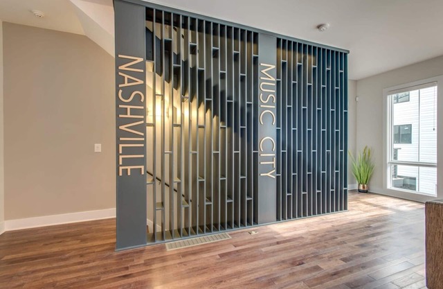 Downtown Luxury - 10 Beds Free Parking