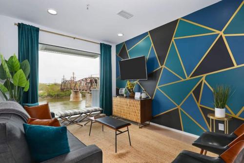 Downtown Modern Condo 1 Mi To Broadway, Park Free
