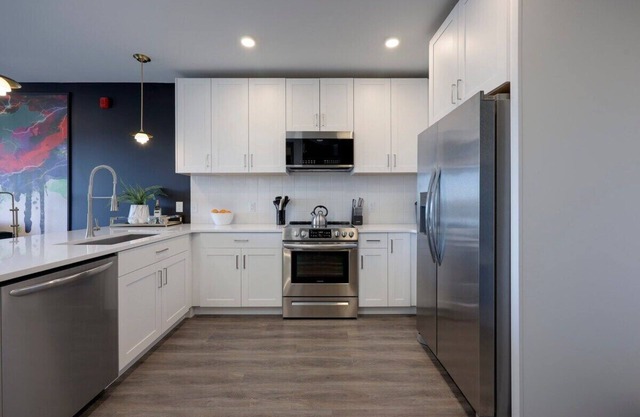 Downtown Nash 1mi to Broadway 4 beds Sleeps 6
