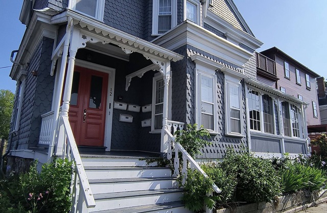 Downtown Newport Gem / Walkable location