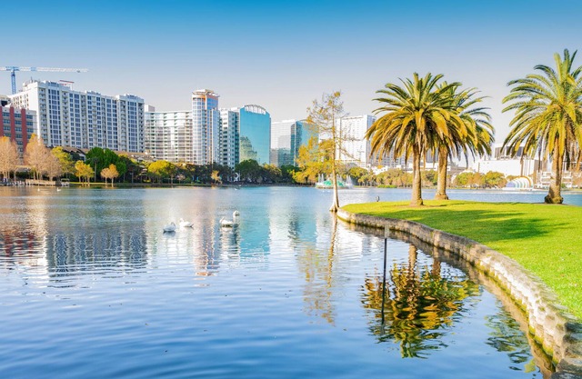 Downtown Orlando| Lake Eola 🏞️| Free Parking 🚗