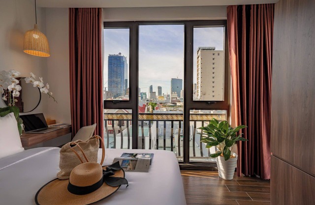 Dragon View Riverfront Hotel by Haviland