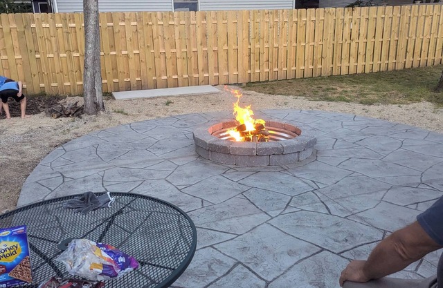 Dragonfly Lodge of Higgins Lake: Your Summer Escape Just 1/4 Mile from Higgins Lake!