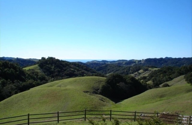 Dragonfly Ranch-impresionante vista al mar 320 Acre Ranch