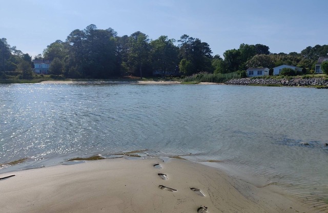 "Dragonfly" Waterfront Cottage on Chesapeake Bay